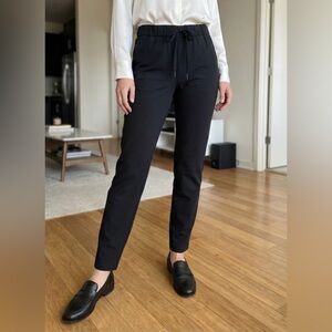 Lululemon On The Fly Pant 7/8 - Black - Size 6